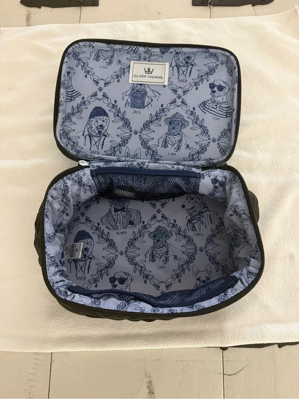 Oliver Thomas Quilted Black Cosmetic Train Case